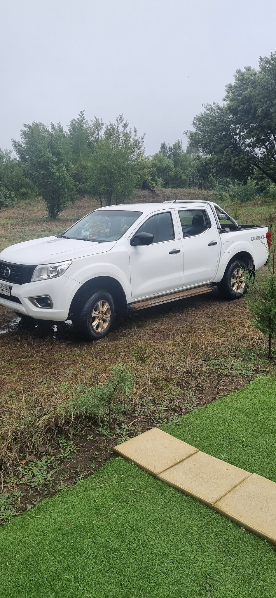 NISSAN NP300 2.3 Dsl Dc Le Mt 4wd año 2018