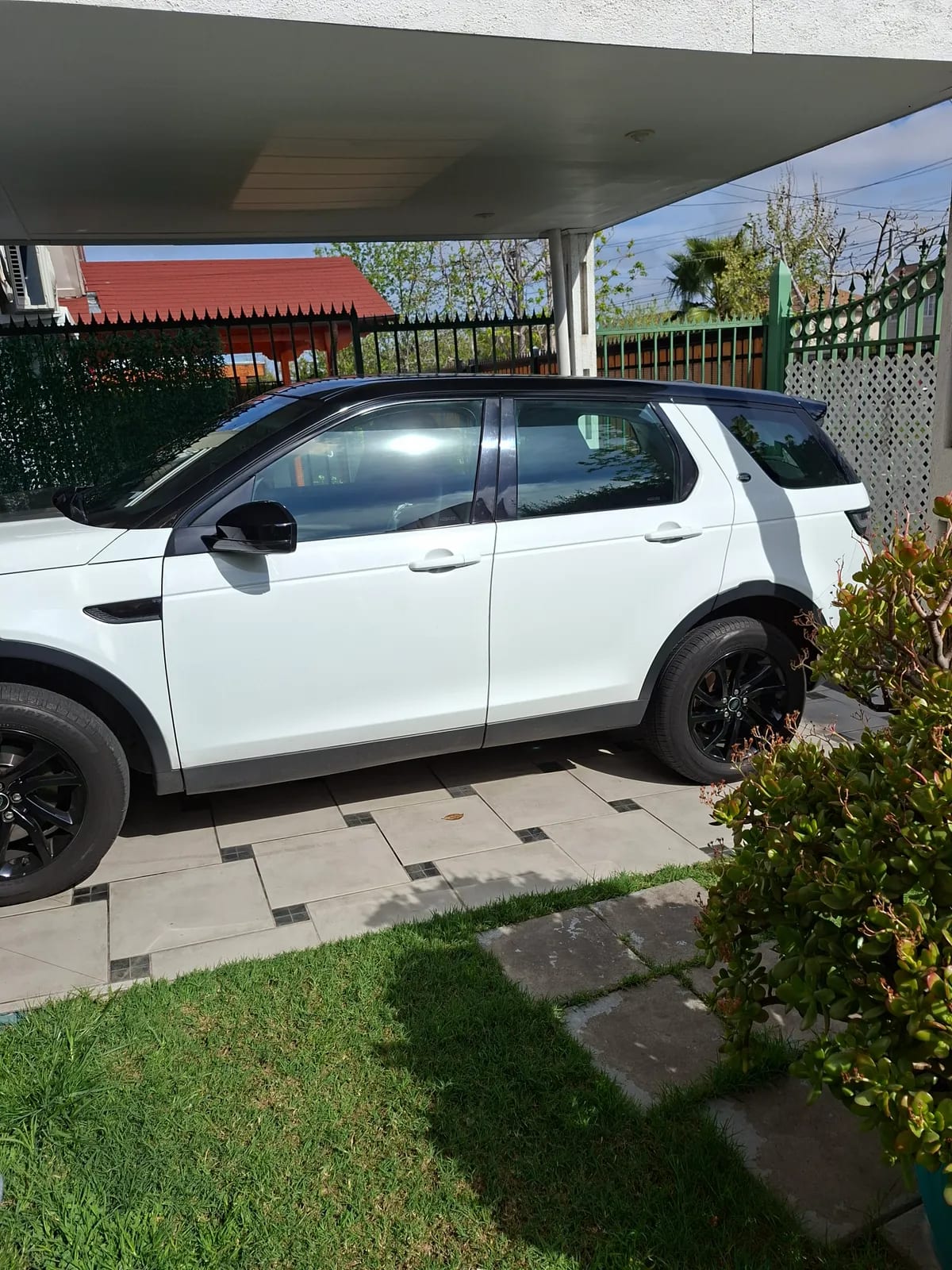 LAND ROVER DISCOVERY 2.0 Hse Lux At 4x4 año 2016