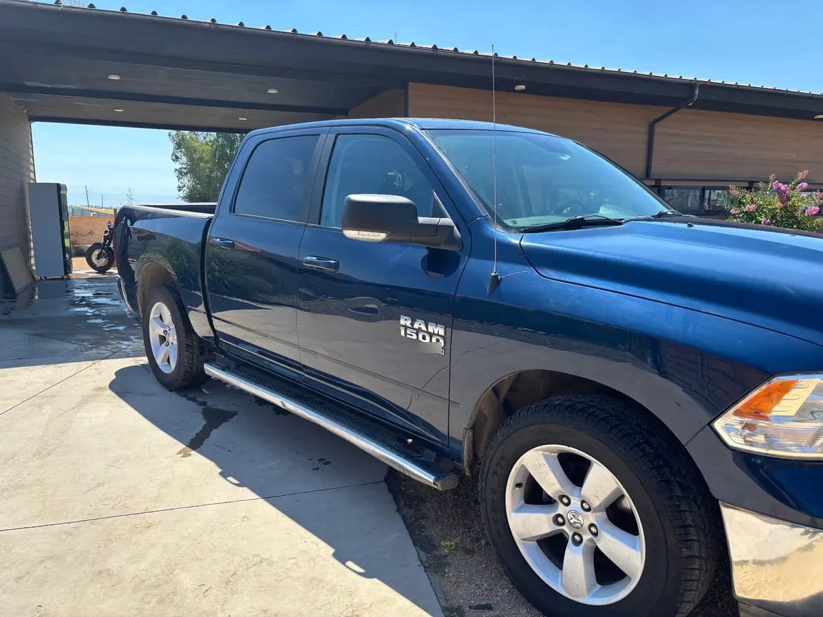 RAM 1500 3.6 Crew Cab Big Horn E-Torque At 4x4 Hibrido año 2021