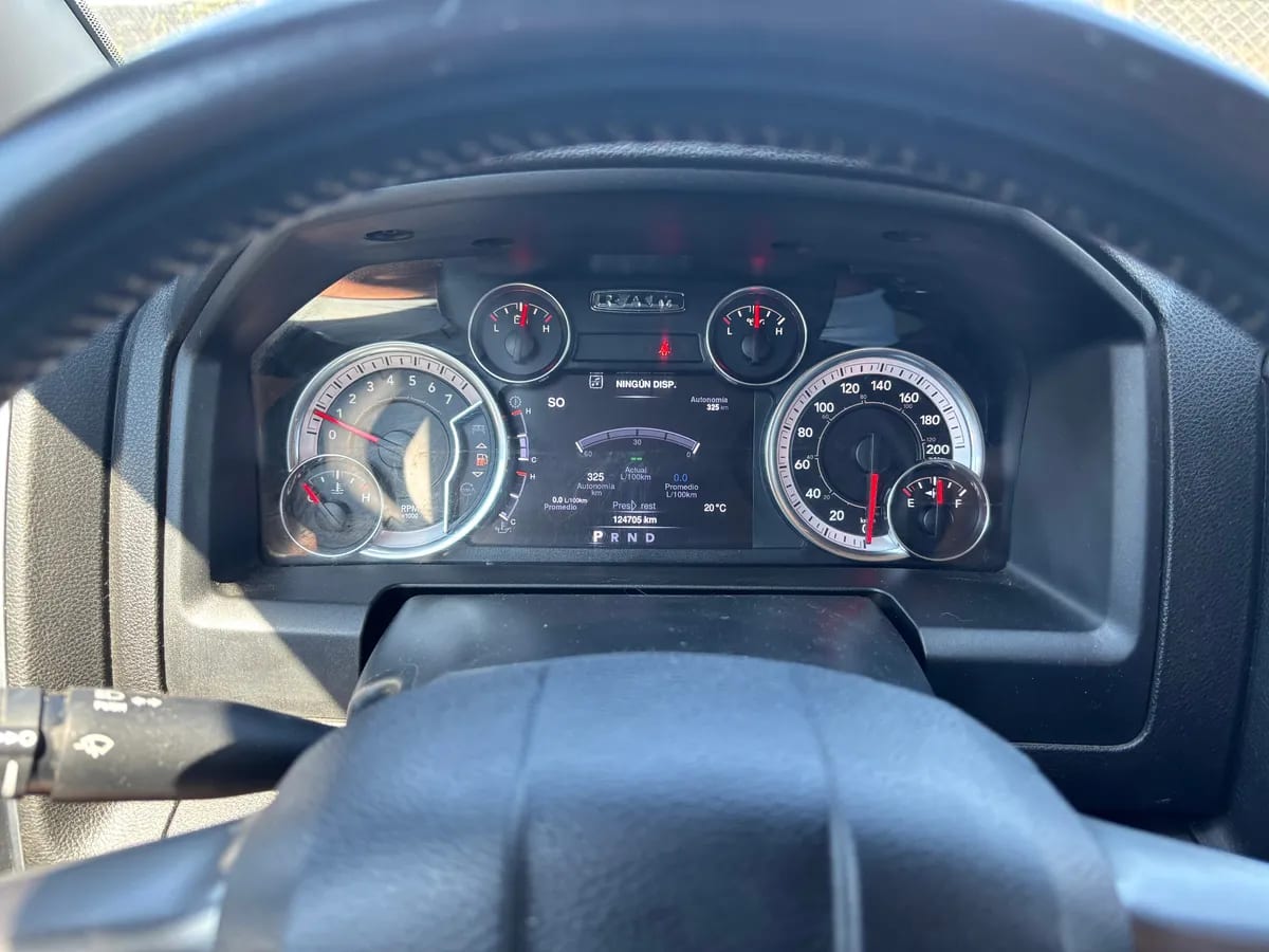 RAM 1500 3.6 Crew Cab Big Horn E-Torque At 4x4 Hibrido año 2021