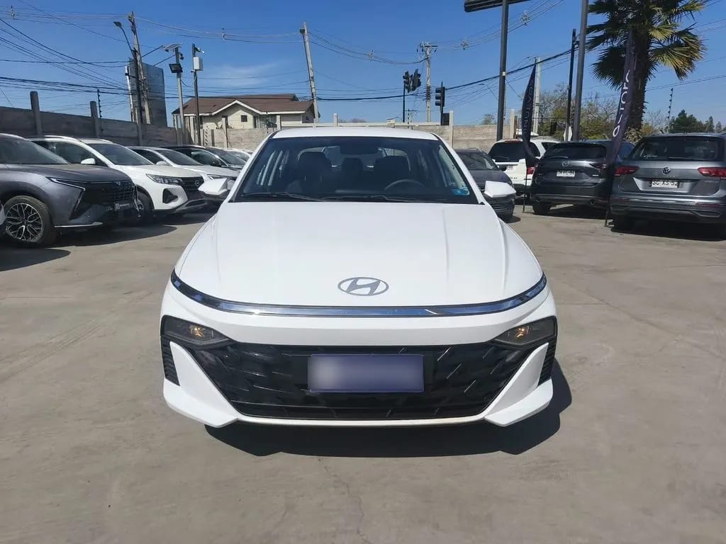 Hyundai Accent 1.5 Plus Mt año 2026