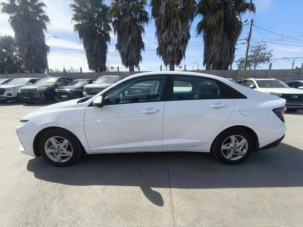 Hyundai Accent 1.5 Plus Mt año 2026