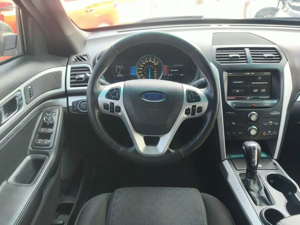 Ford Explorer Xlt 3.5 Aut año 2015