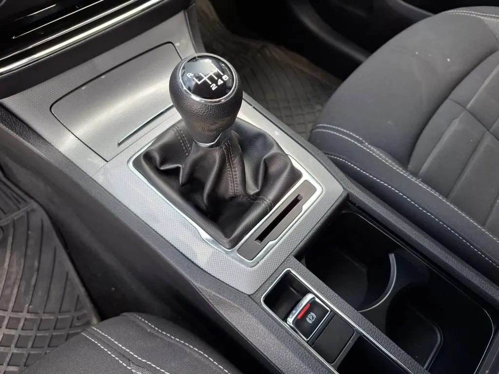 MG Rx5 Mt 1.5 T año 2023