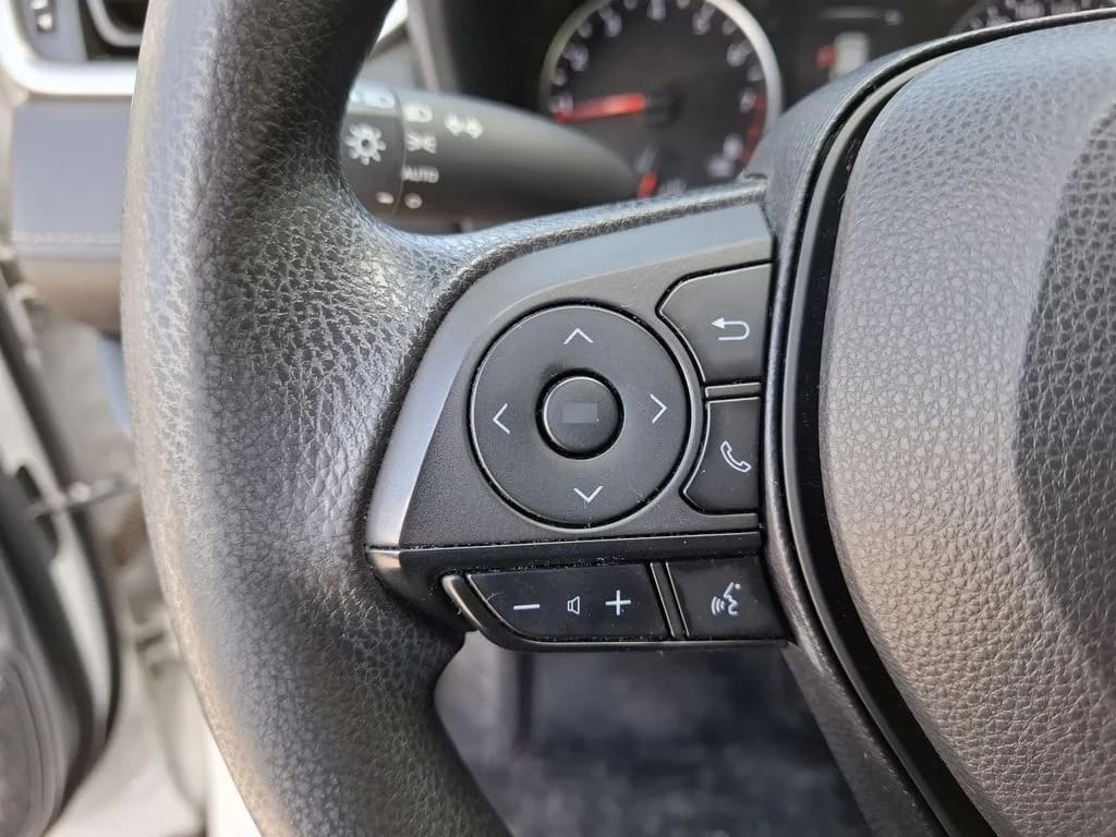 Toyota Rav4 Le año 2023