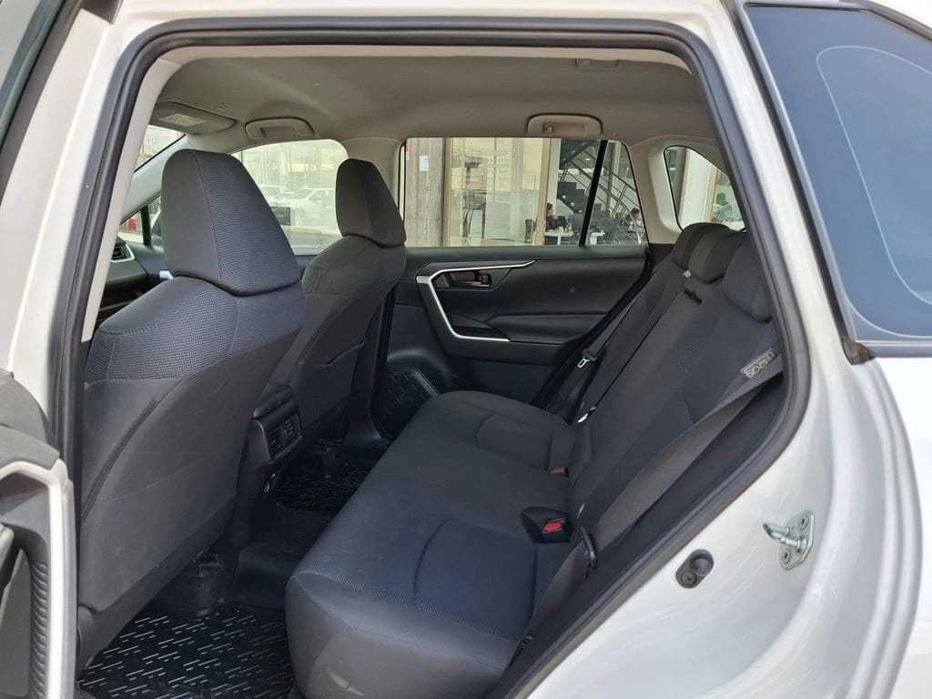 Toyota Rav4 Le año 2023