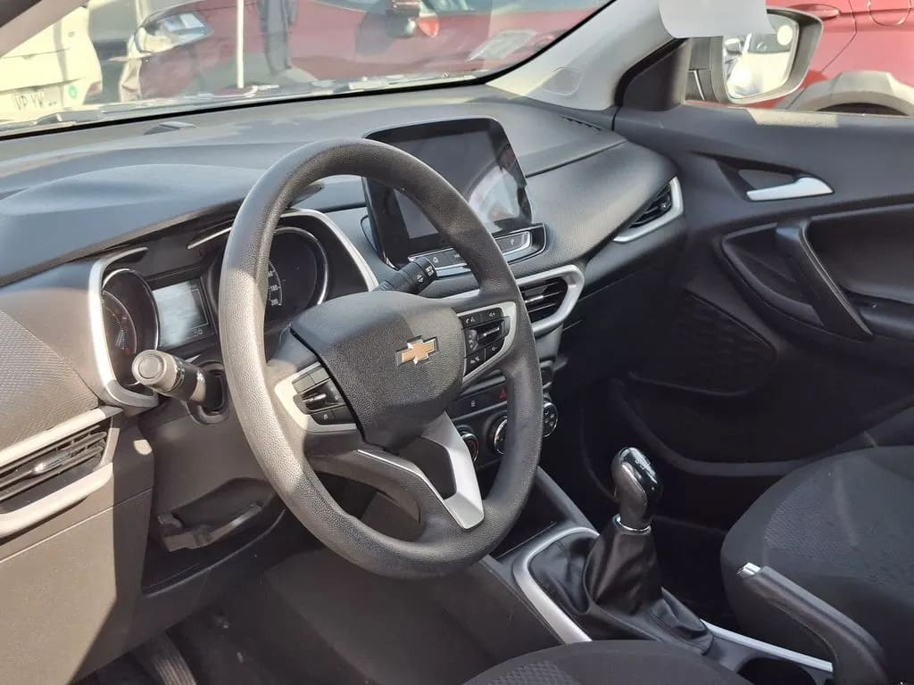 Chevrolet Tracker 1.2t Ls Mt 5p año 2022
