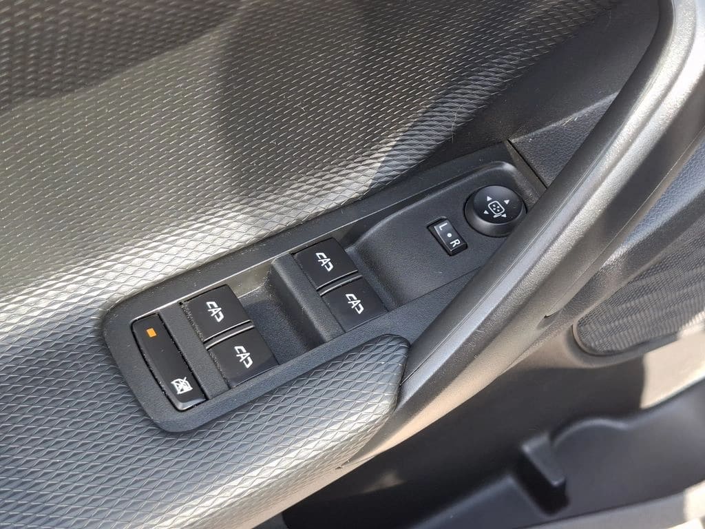Chevrolet Tracker 1.2t Ls Mt 5p año 2022