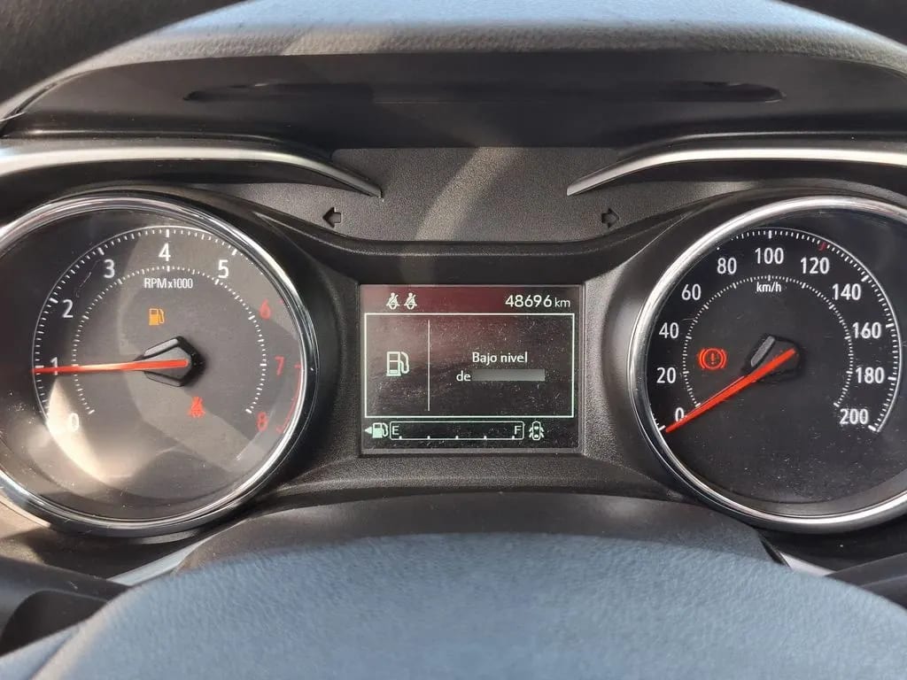 Chevrolet Tracker 1.2t Ls Mt 5p año 2022