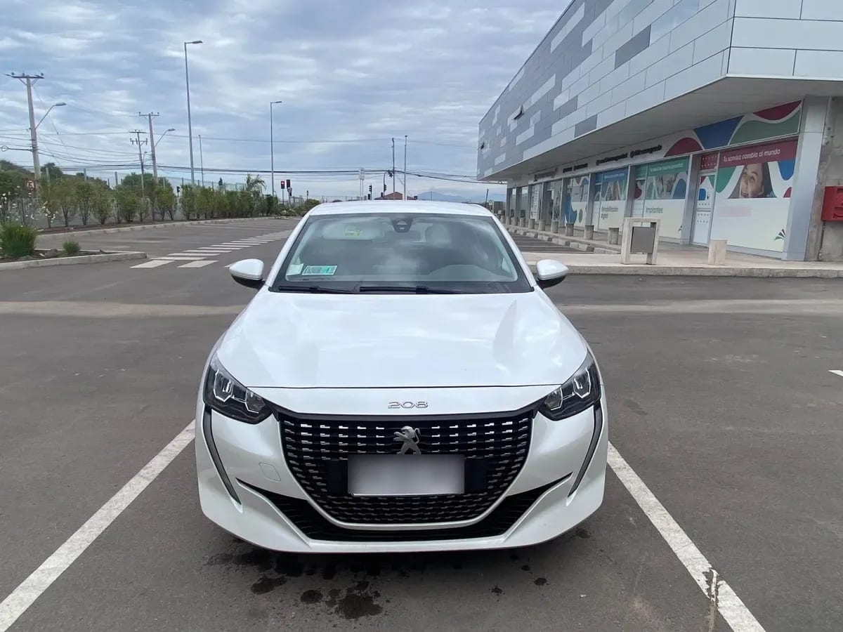 PEUGEOT 208 1.2 Allure Pack Puretech 130 At año 2021