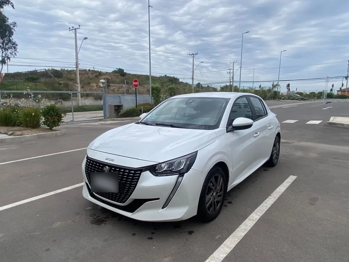 PEUGEOT 208 1.2 Allure Pack Puretech 130 At año 2021