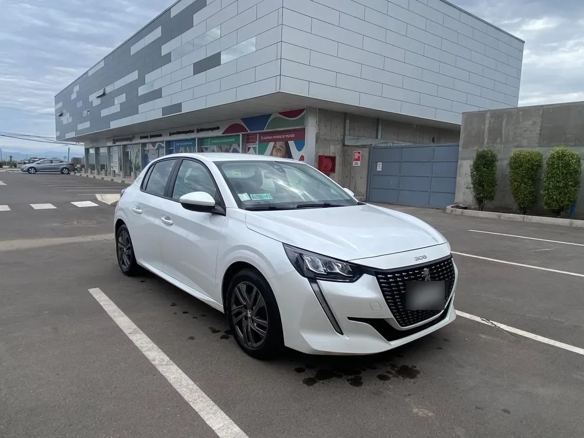 PEUGEOT 208 1.2 Allure Pack Puretech 130 At año 2021
