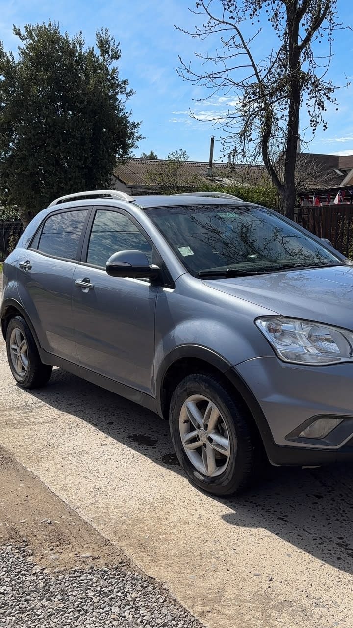 SSANGYONG KORANDO 2.0 Ab Ll Mt año 2013