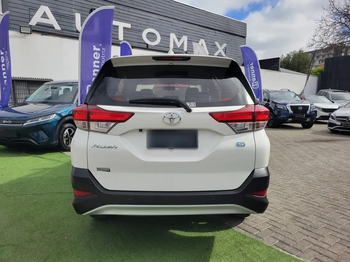 TOYOTA RUSH 1.5 Xli At año 2022