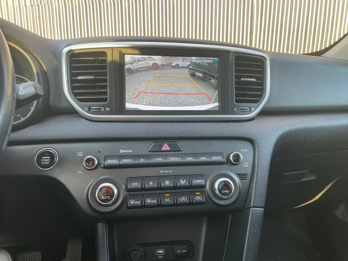 KIA MOTORS SPORTAGE Sportage Lx 2.0l Gsl 6at 2wd año 2020