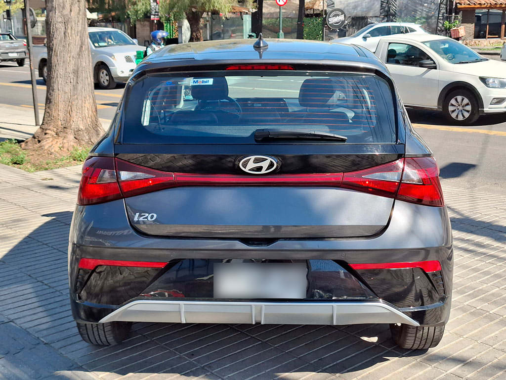 Hyundai I20 11.4 Mt Plus año 2025