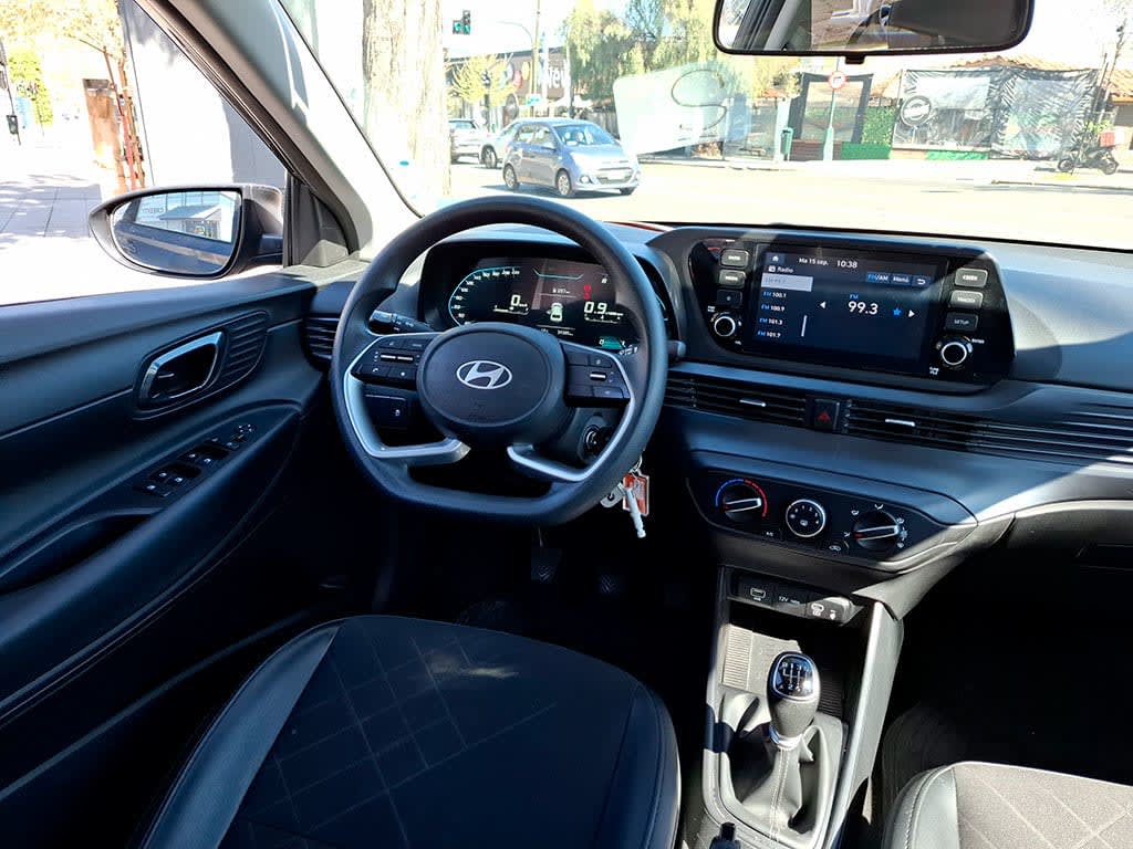 Hyundai I20 11.4 Mt Plus año 2025