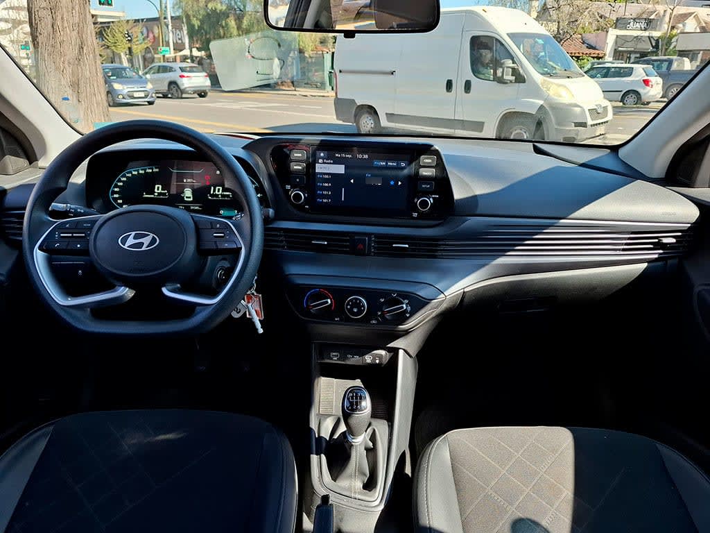 Hyundai I20 11.4 Mt Plus año 2025