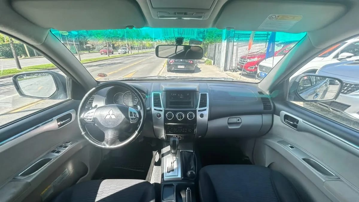Mitsubishi Montero Sport G2 4x4 2.5 Aut año 2012