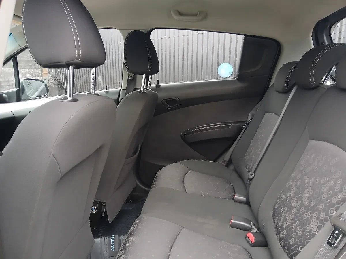 CHEVROLET SPARK GT 1.2 Lt Ml Ac Full Mt año 2020