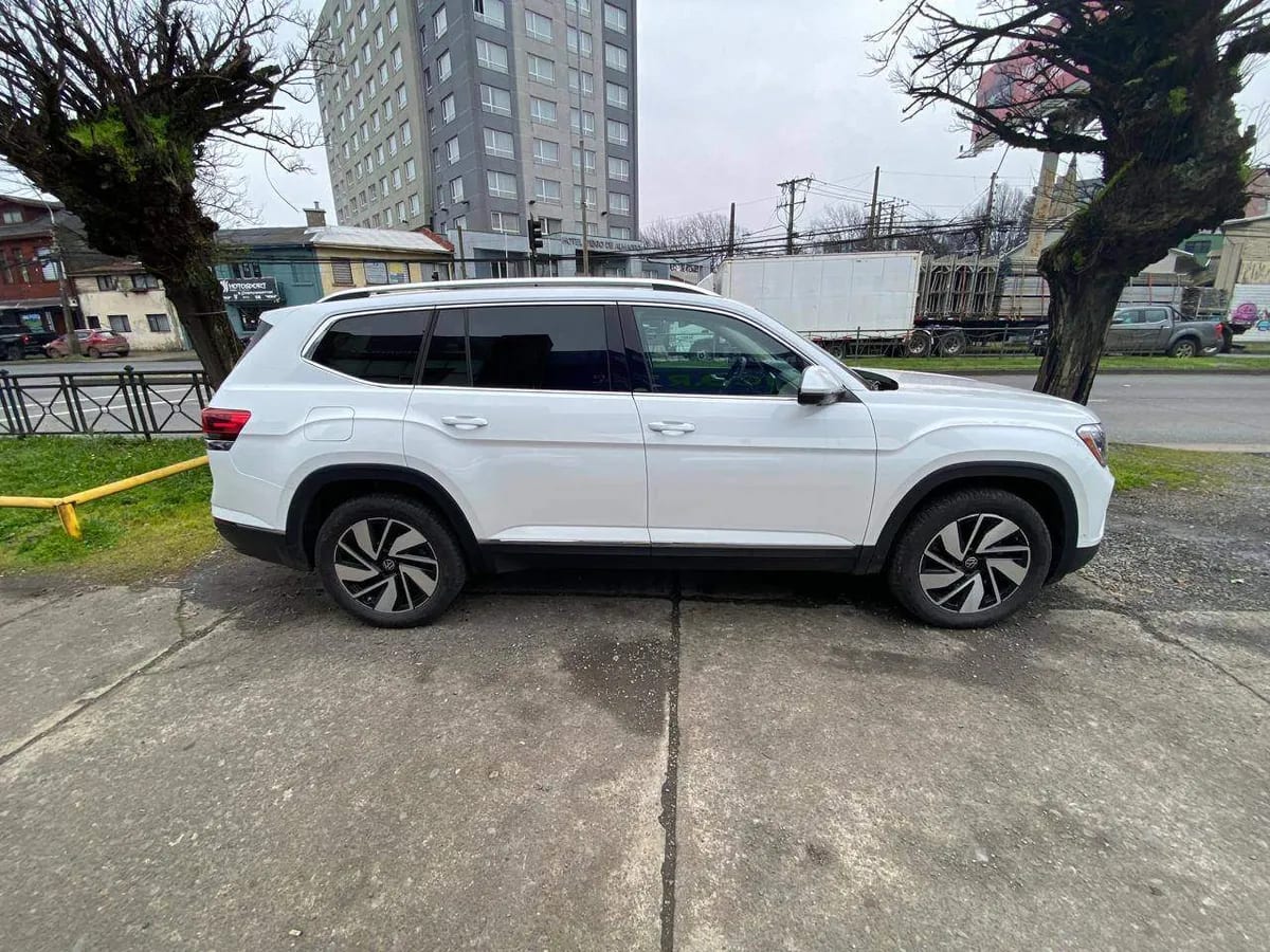 Volkswagen Atlas 2.0 Tsi Limited 4motion 4x4 At 5p año 2026