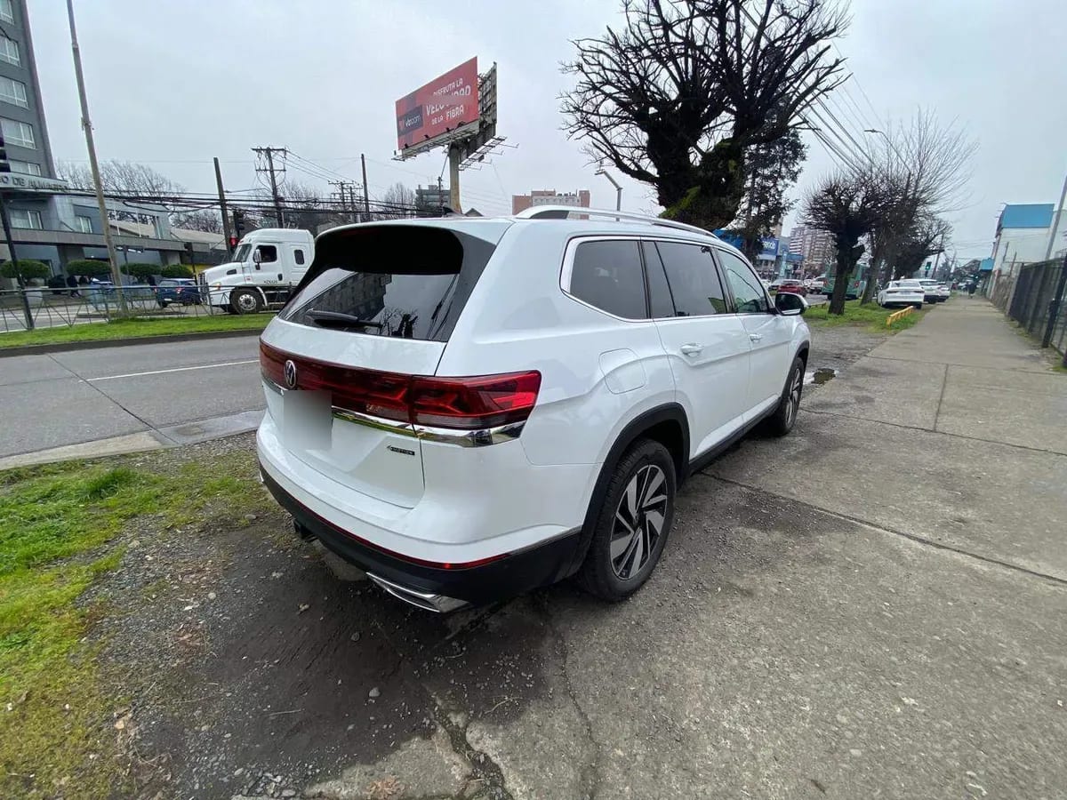 Volkswagen Atlas 2.0 Tsi Limited 4motion 4x4 At 5p año 2026