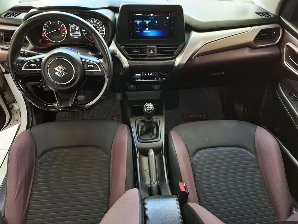 Suzuki Fronx 1.5 año 2024