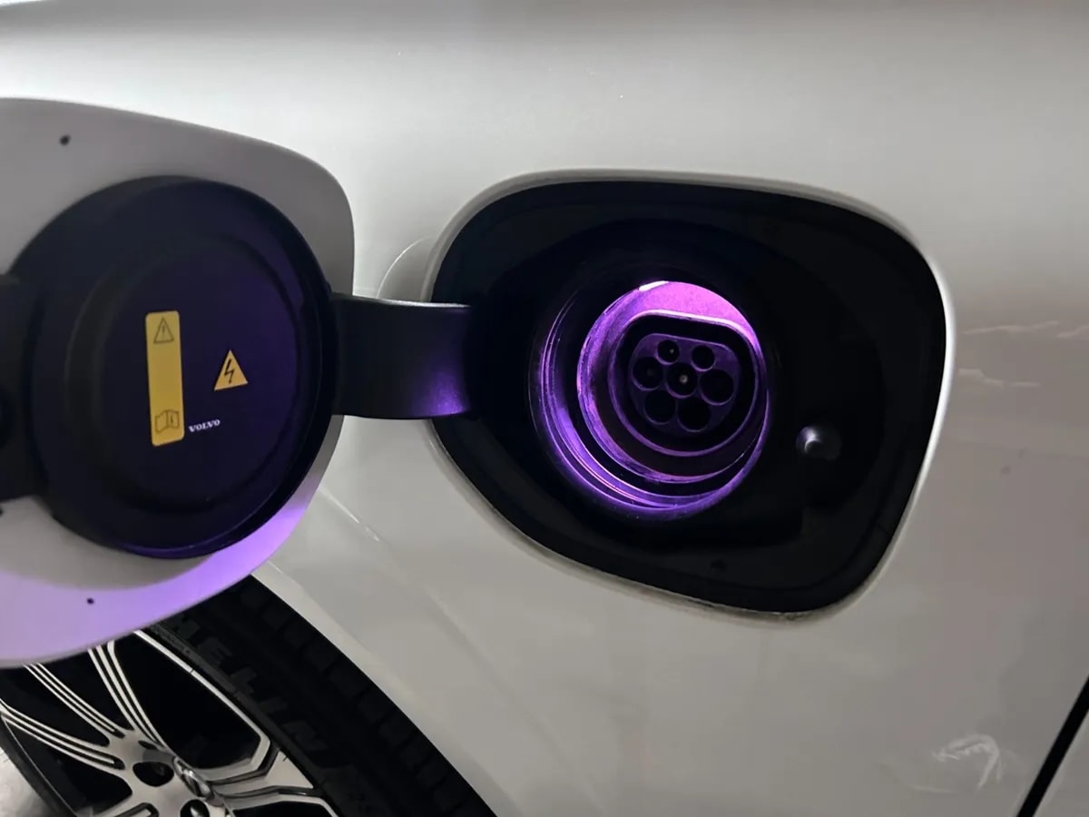 VOLVO XC60 2.4 T6 R-Design At 4x4 año 2020