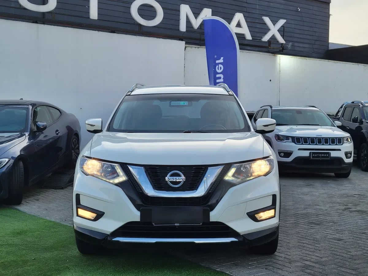 NISSAN X-TRAIL 2.5 Sense 2row At 4x4 año 2020