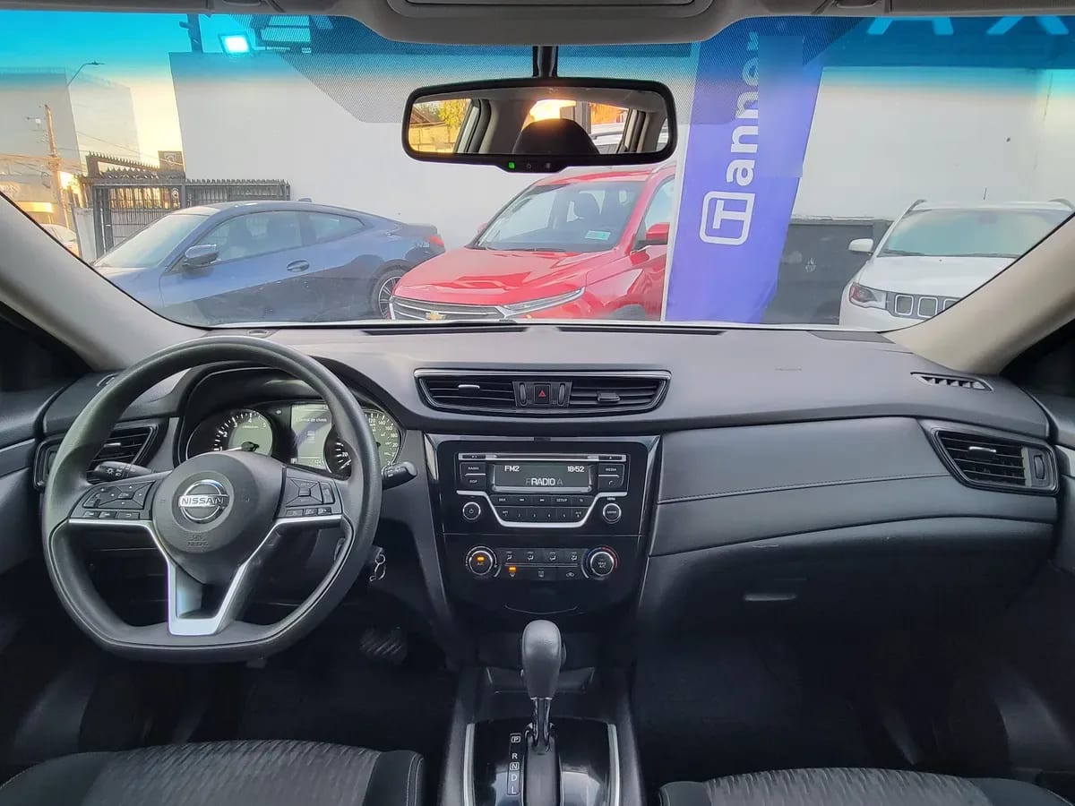 NISSAN X-TRAIL 2.5 Sense 2row At 4x4 año 2020