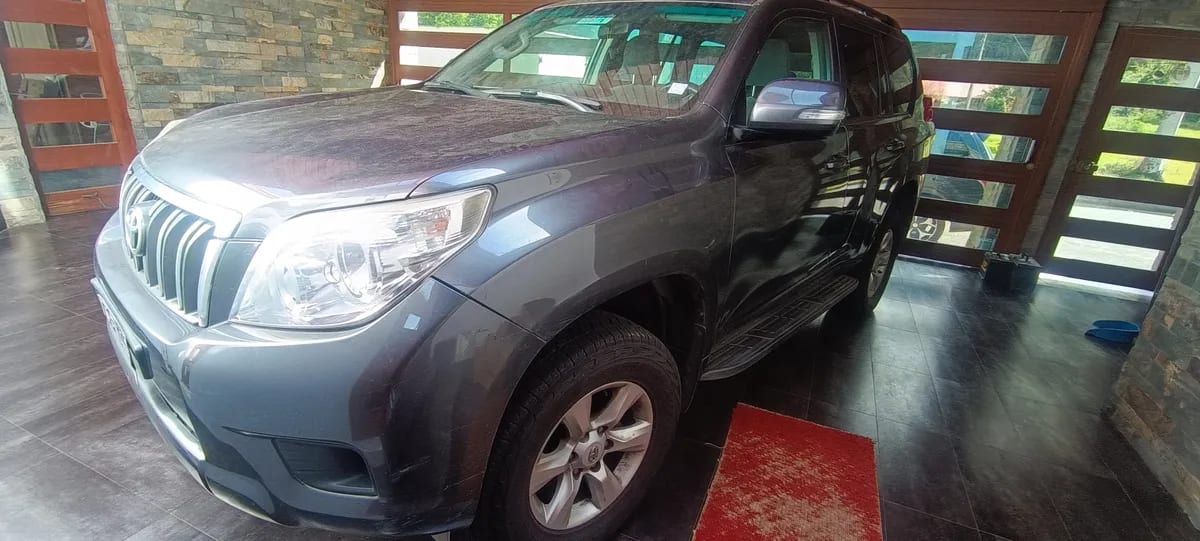 TOYOTA LAND CRUISER No Sé La Versión año 2010