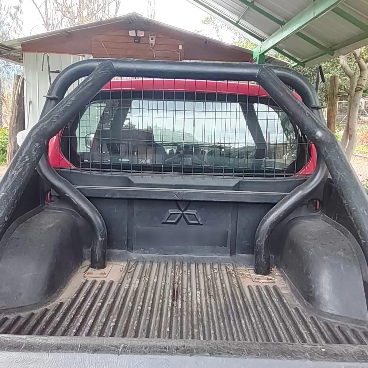 MITSUBISHI L200 2.5 D/c Td Work Cr Mt 4x2 Diesel año 2015