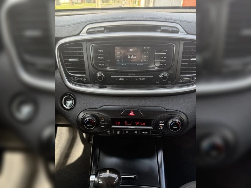 Kia Sorento 2.4 Ex 4x2 año 2015