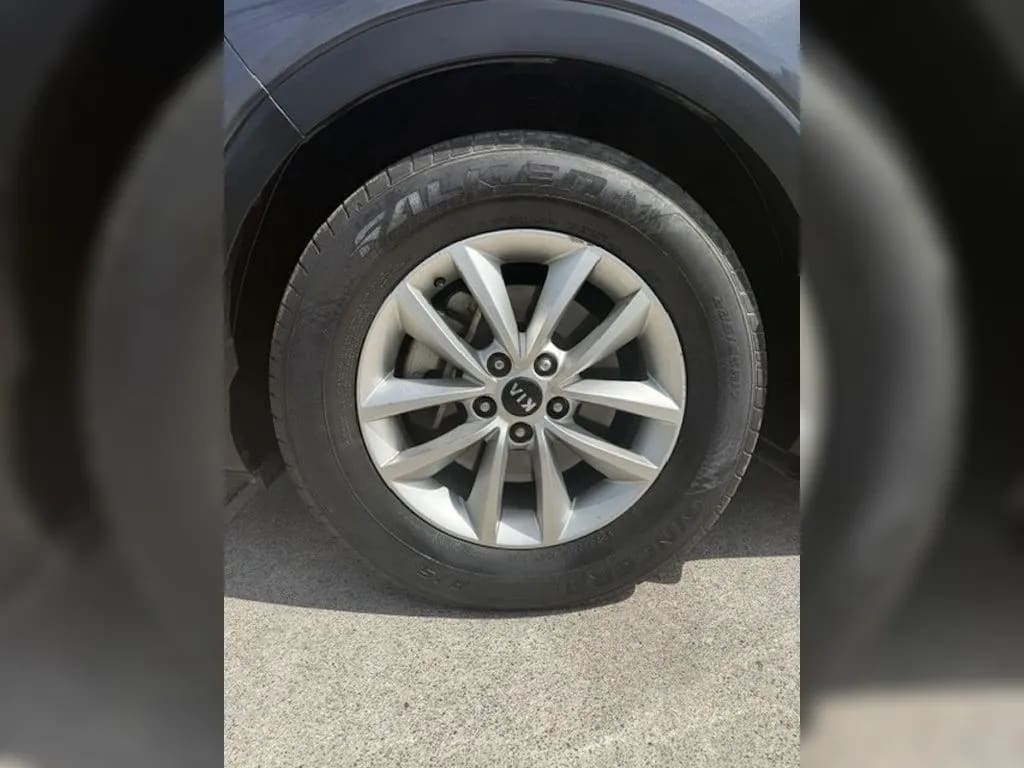 Kia Sorento 2.4 Ex 4x2 año 2015