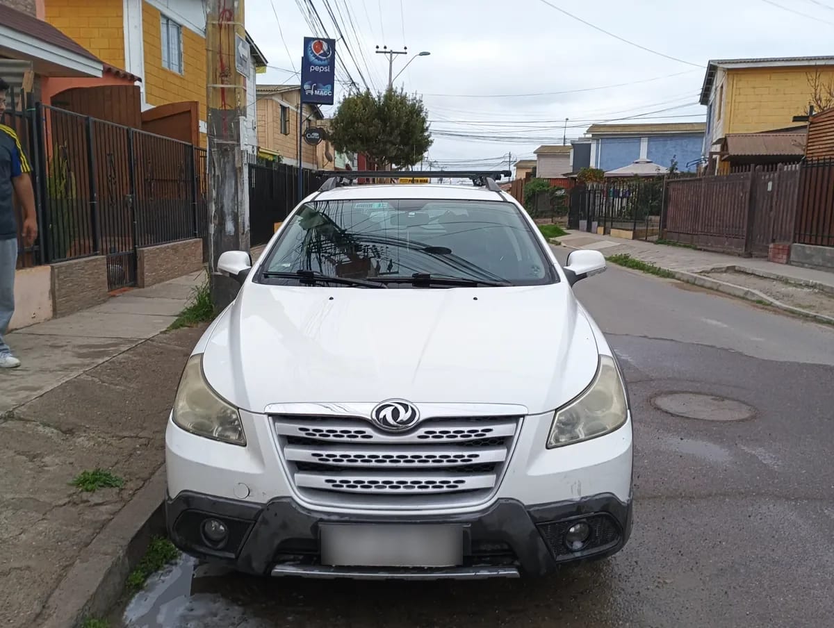 DONGFENG H30 1.6 Noble Mt año 2014