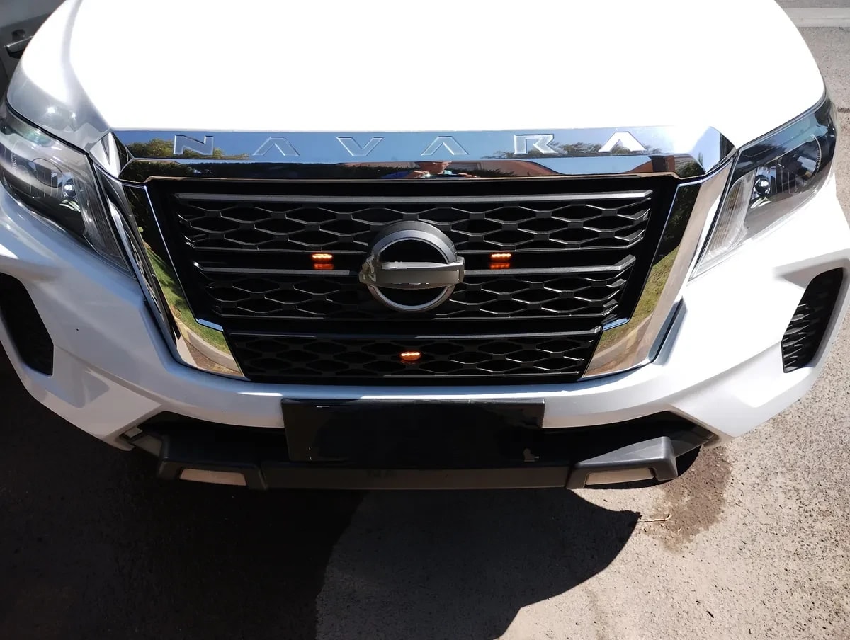 NISSAN NAVARA 2.3 Dc Xe Mt 4x2 Diesel año 2023