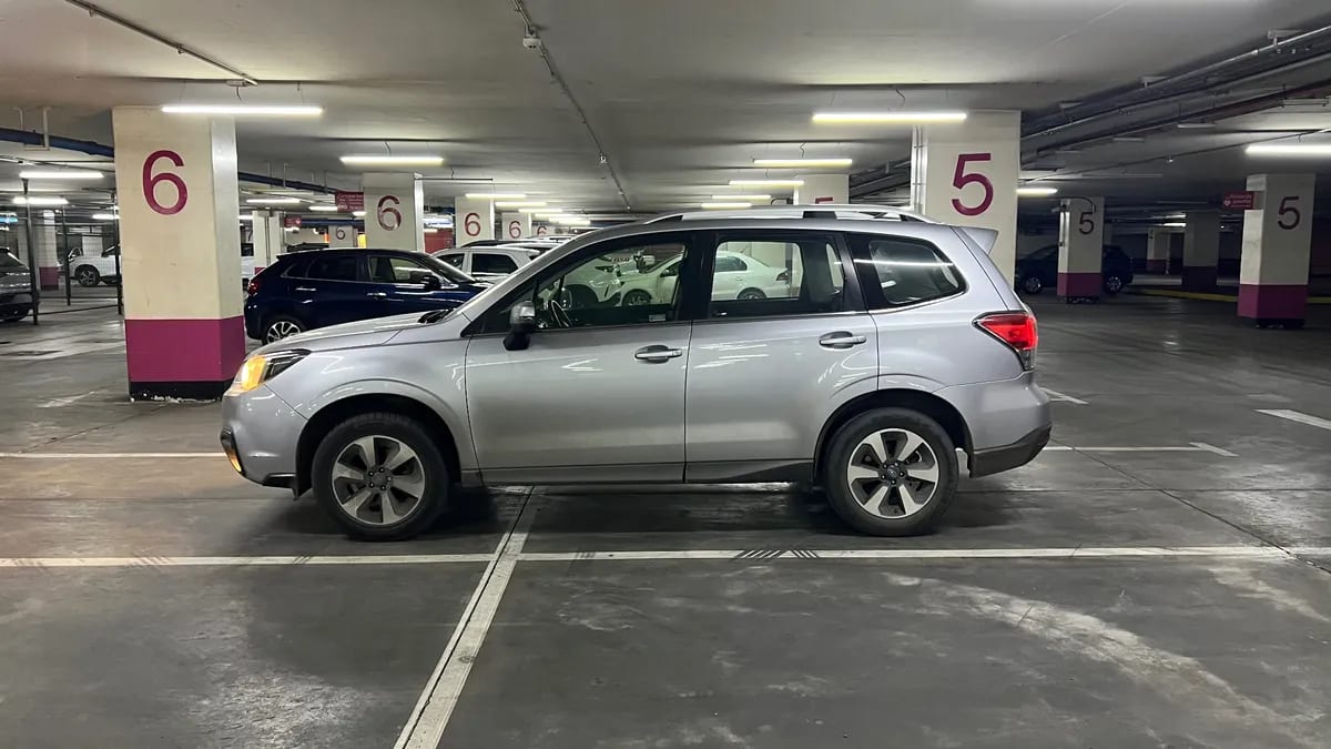SUBARU FORESTER 2.0 Si Drive Xs At 4x4 año 2018