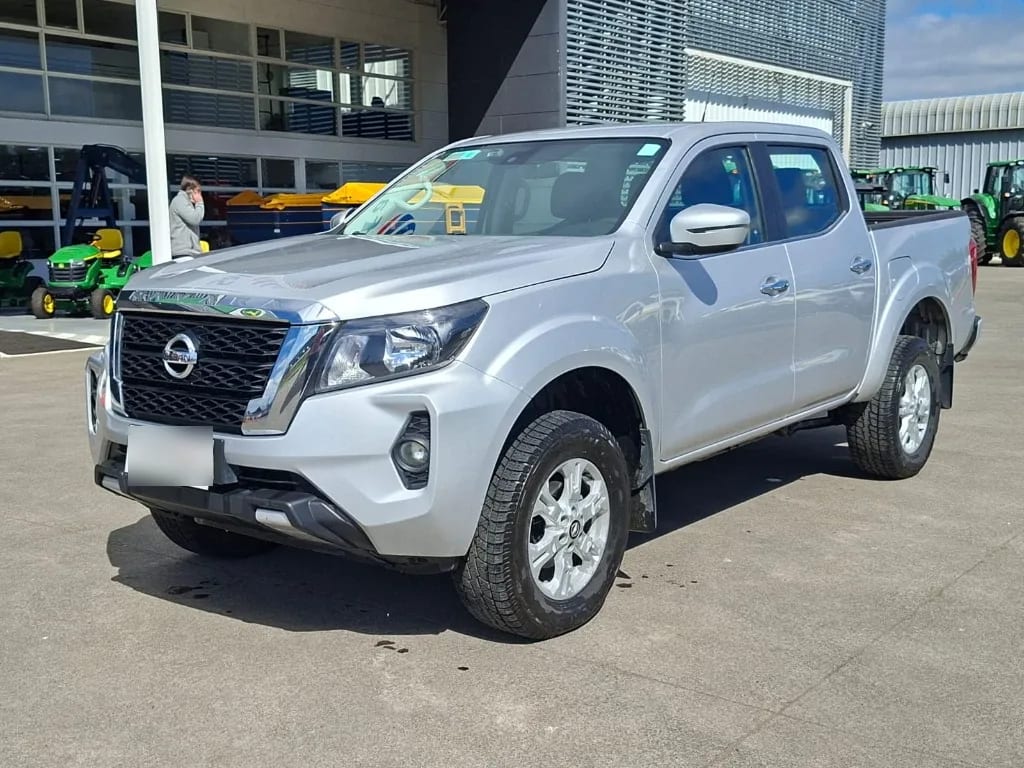 Nissan Navara Dc 4x4 2.3tdi Xe At año 2023