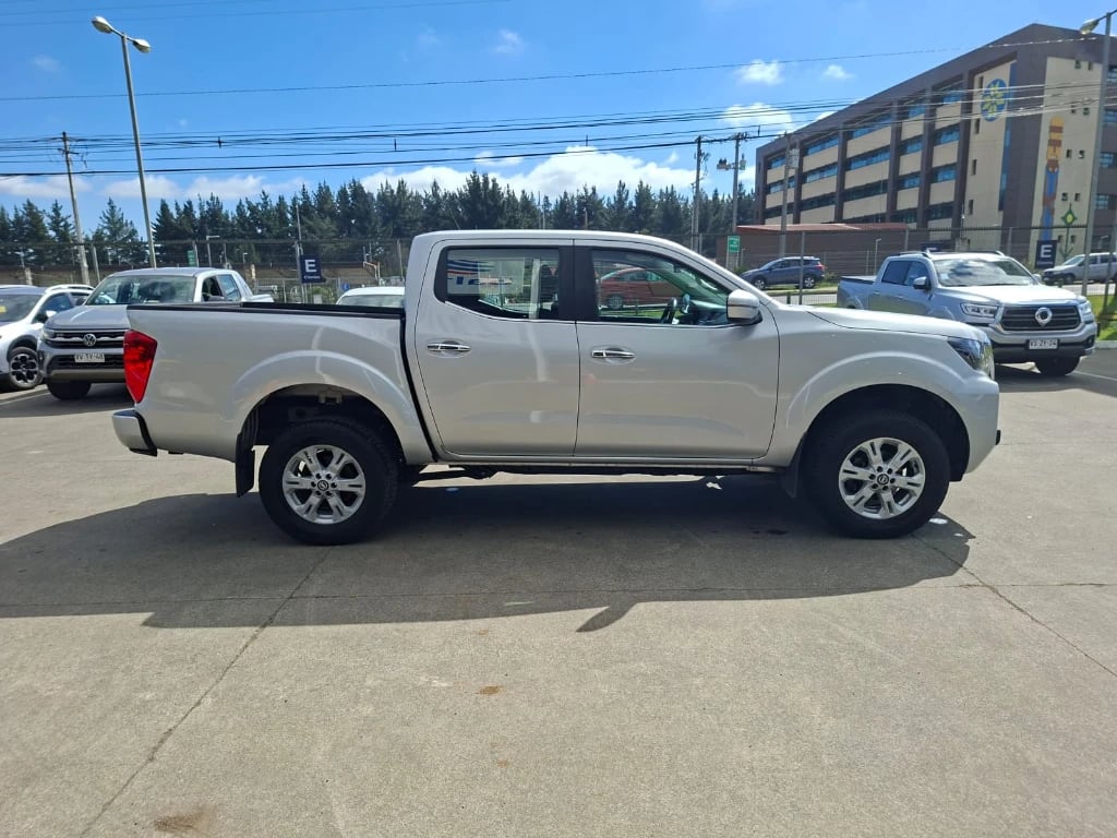 Nissan Navara Dc 4x4 2.3tdi Xe At año 2023