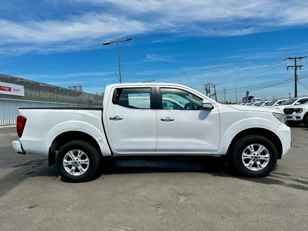 Nissan Navara Navara Dc 4x2 2.3tdi Xe año 2023