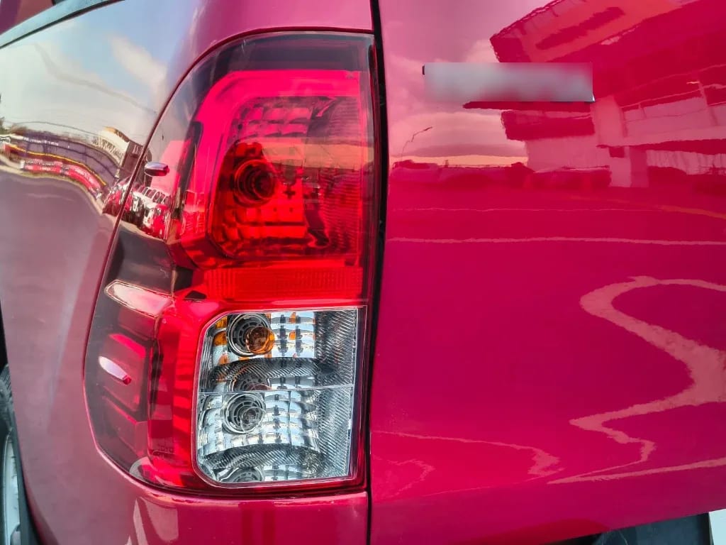 Toyota Hilux Dx Tss 4x2 Mt año 2023