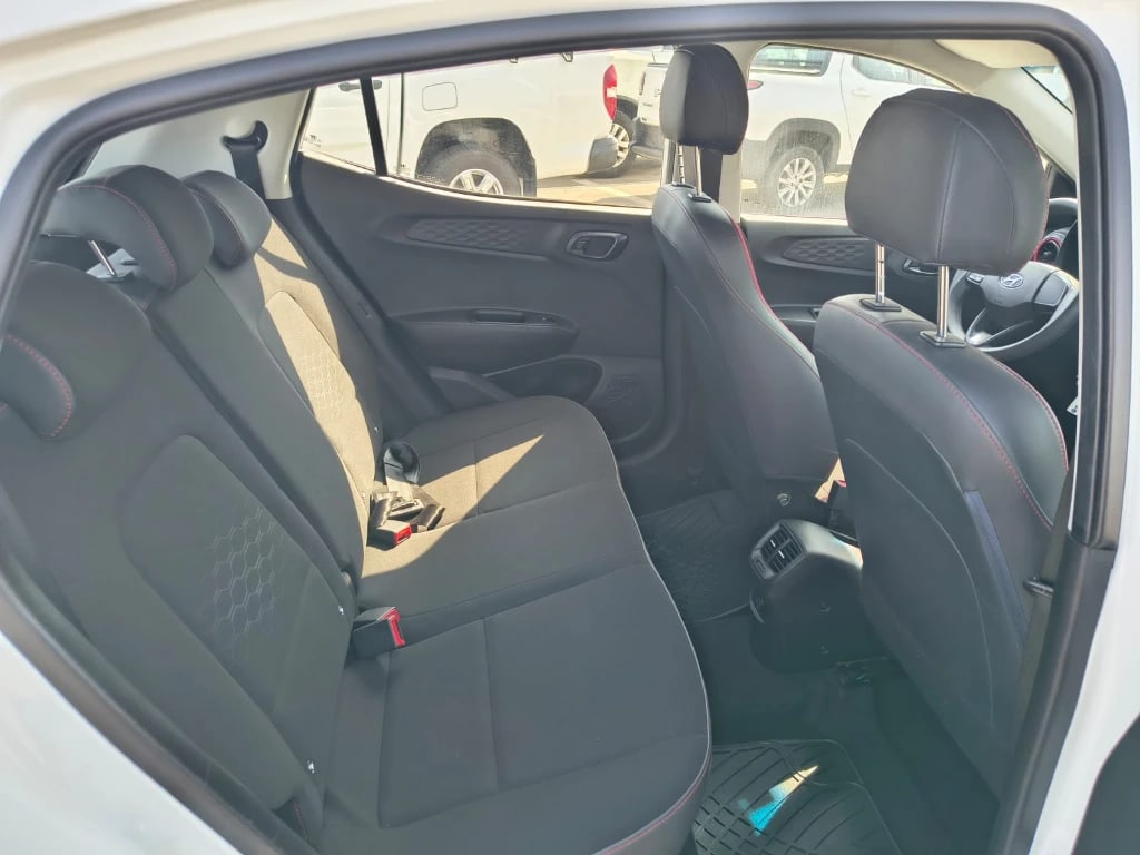 Hyundai Grand I10 I-10 Ai3 Hb 1.2 Mt Plus año 2023