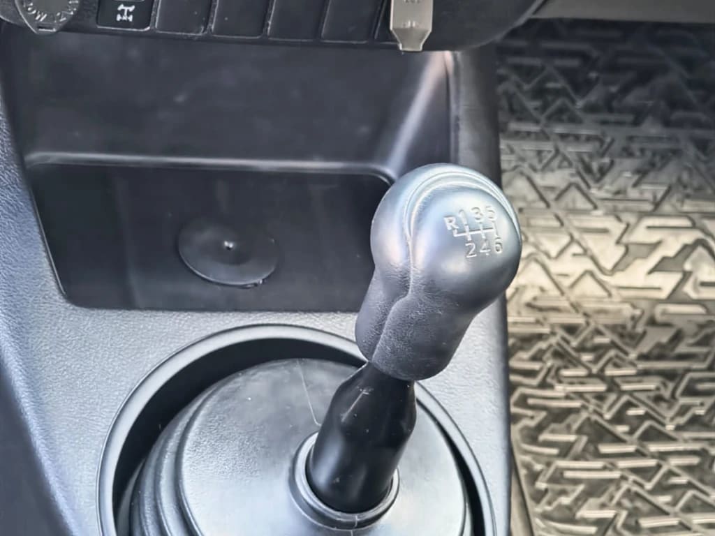 Toyota Hilux Dx Tss 4x2 Mt año 2023