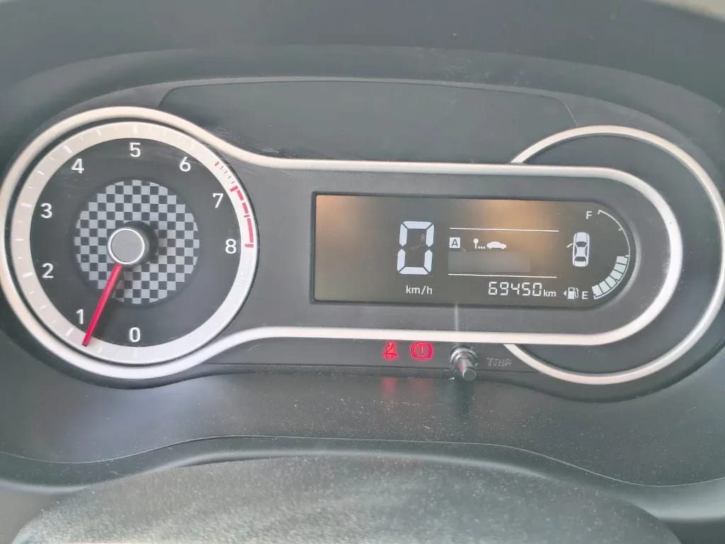 Hyundai Grand I10 I-10 Ai3 Hb 1.2 Mt Plus año 2023