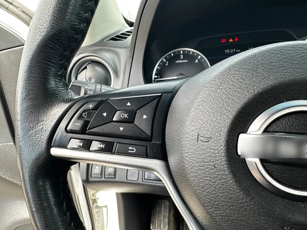 Nissan Navara Navara Dc 4x2 2.3tdi Xe año 2023