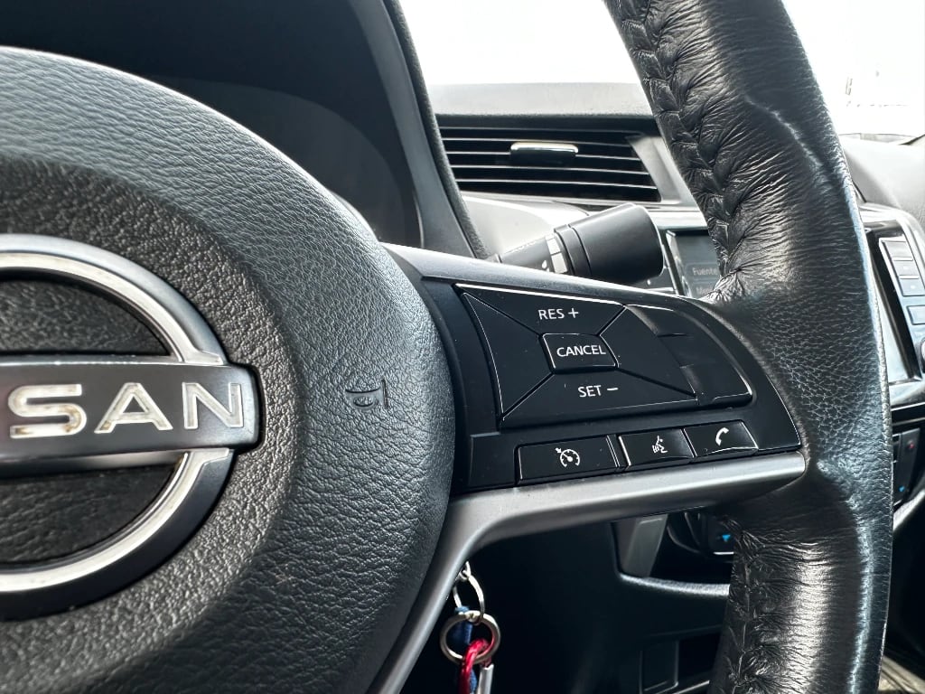 Nissan Navara Navara Dc 4x2 2.3tdi Xe año 2023