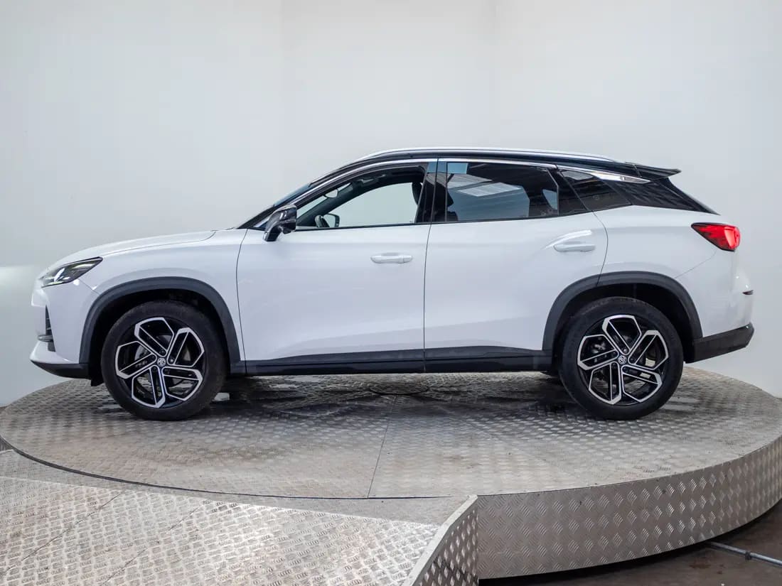 MG One One 1.5 Dlx At año 2023