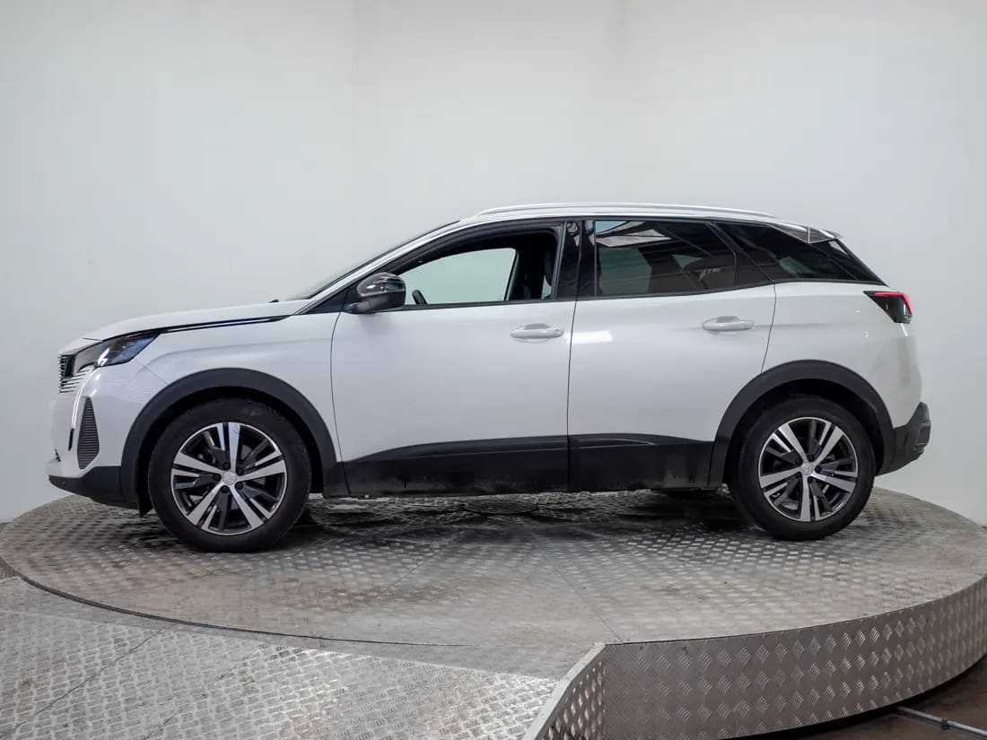 Peugeot 3008 3008 1.2 Active Pack Puretech 130 Mt año 2024