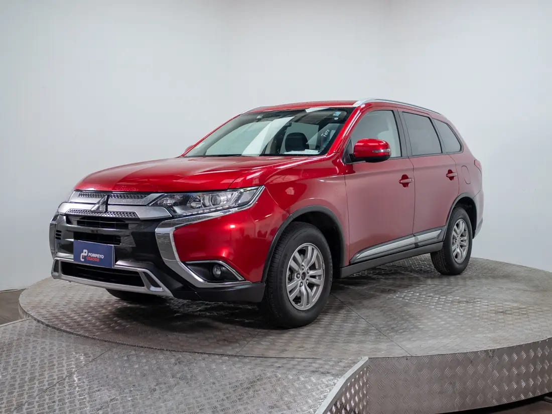 Mitsubishi Outlander Outlander 2.0 At 4x2 año 2023