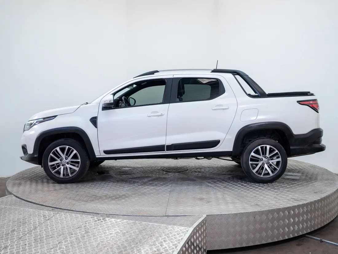 Ram 700 700 1.3 Laramie Cd Mt año 2022